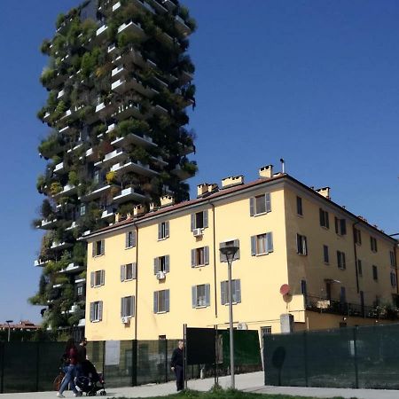 King'S House Bosco Verticale Unicredit Tower Gaeaulenti Милан Экстерьер фото